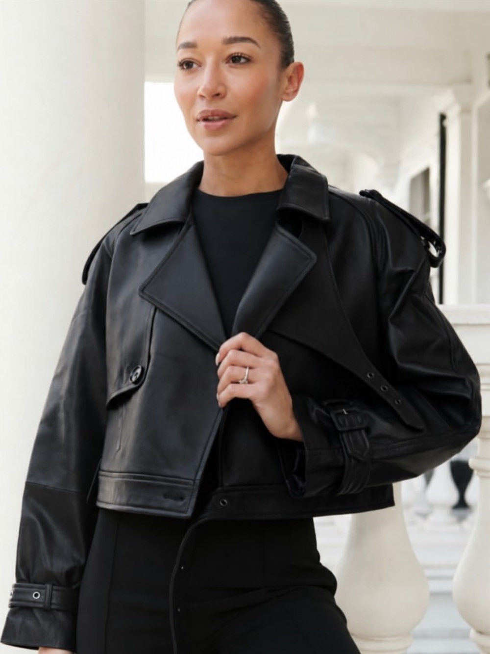 Black Leather button Jacket Women’s Medium Classic Pockets cropped fall trendy